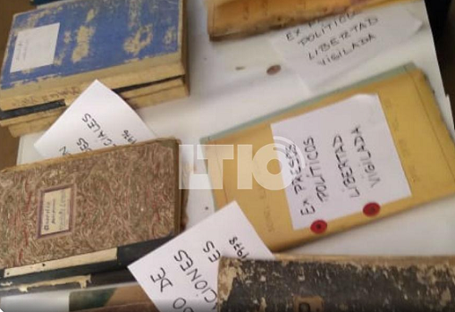 Encuentran 500 bolsas con documentos vinculados a la dictadura en Santa Fe (1)