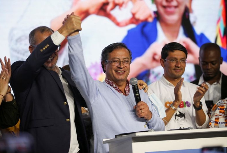 Crisis política en Colombia: fin de la coalición de Gobierno y cambio de gabinete (1)